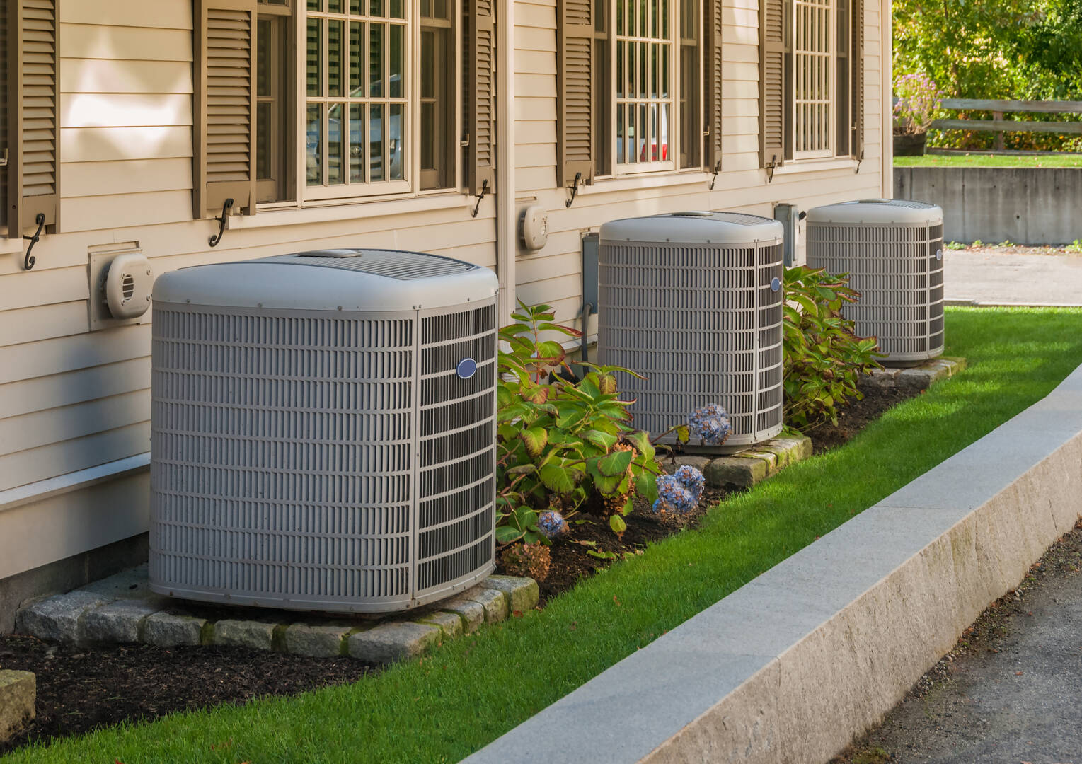 Arc Electric & Air Conditioning & Heating Inc logo