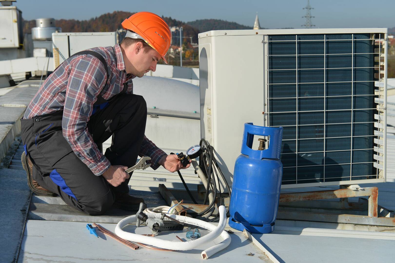 Service 1 Plumbing, Heating & A/C Inc. logo