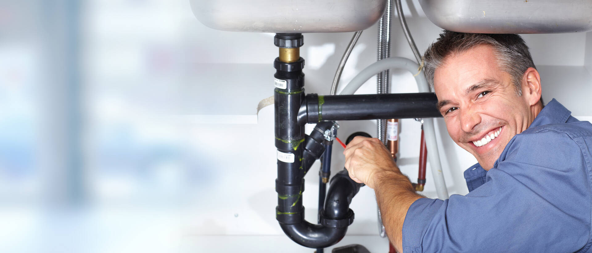 Master Plumbing Services  logo