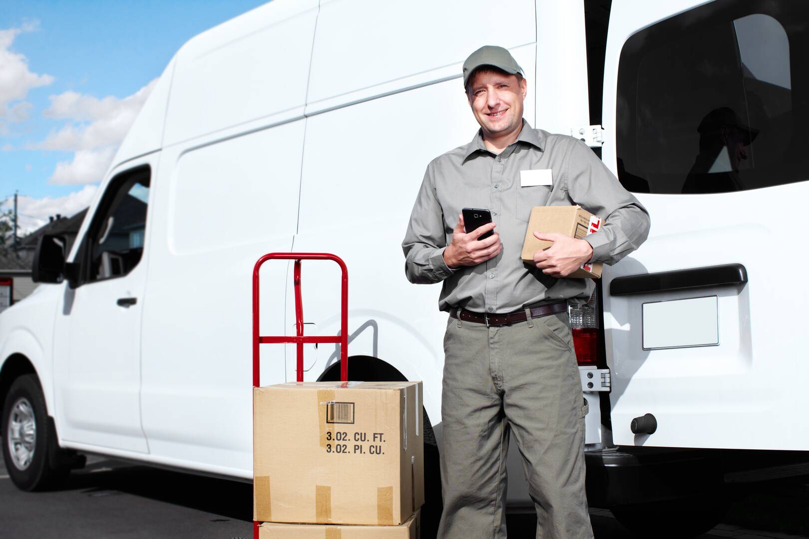 Minute Man Delivery logo