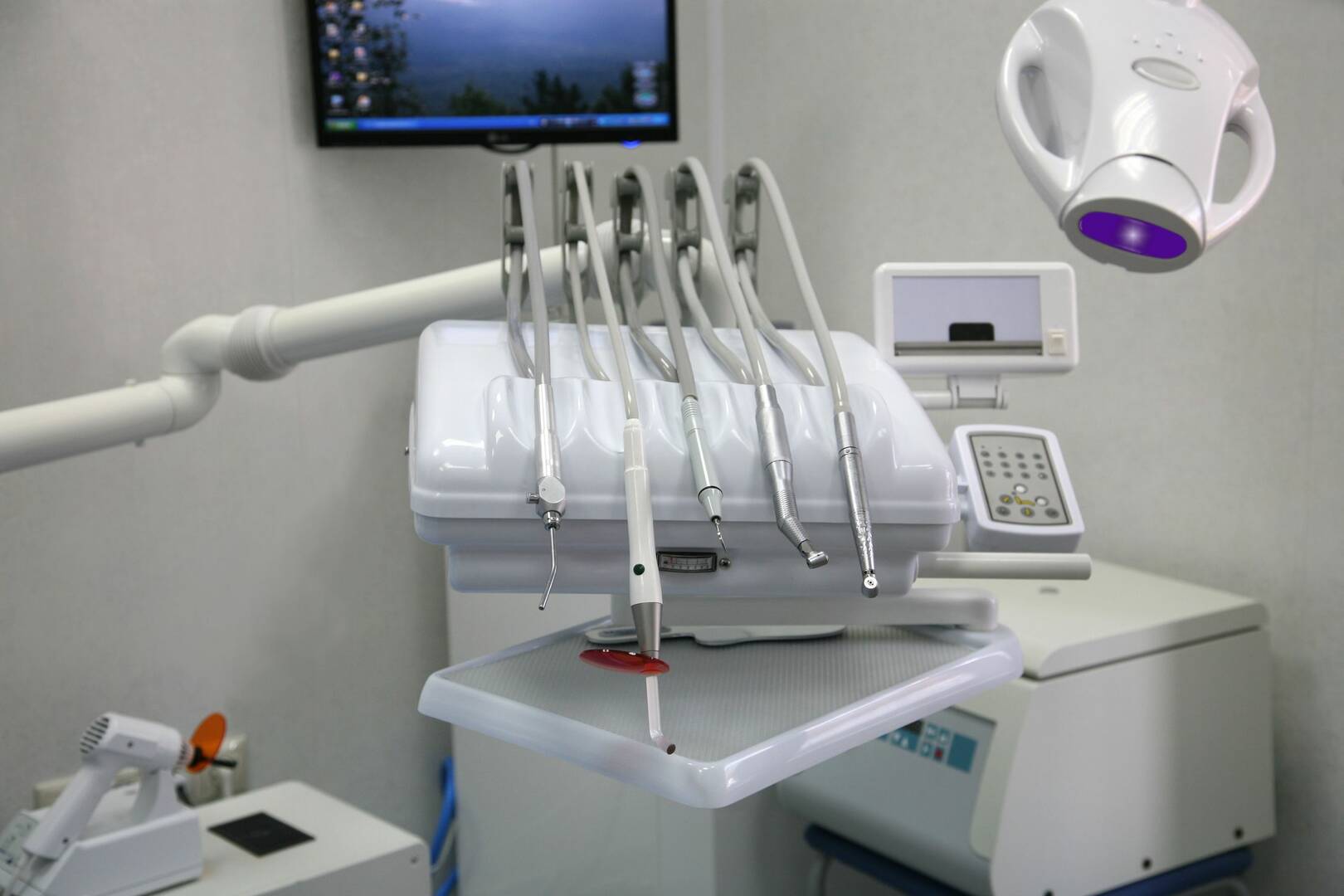 Glenmore Dental logo